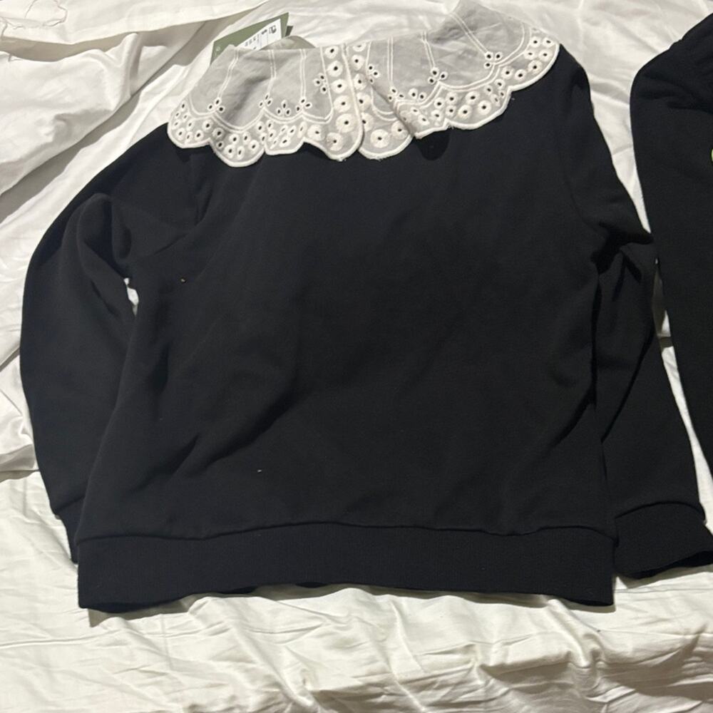 H & m 7/8 Glow-in-the-Dark Skeleton
Sweatshirt Set for Kids new with tags nwt - Picture 14 of 15